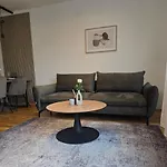 Appartement Zentrale Wohnung, Naehe Innenstadt *